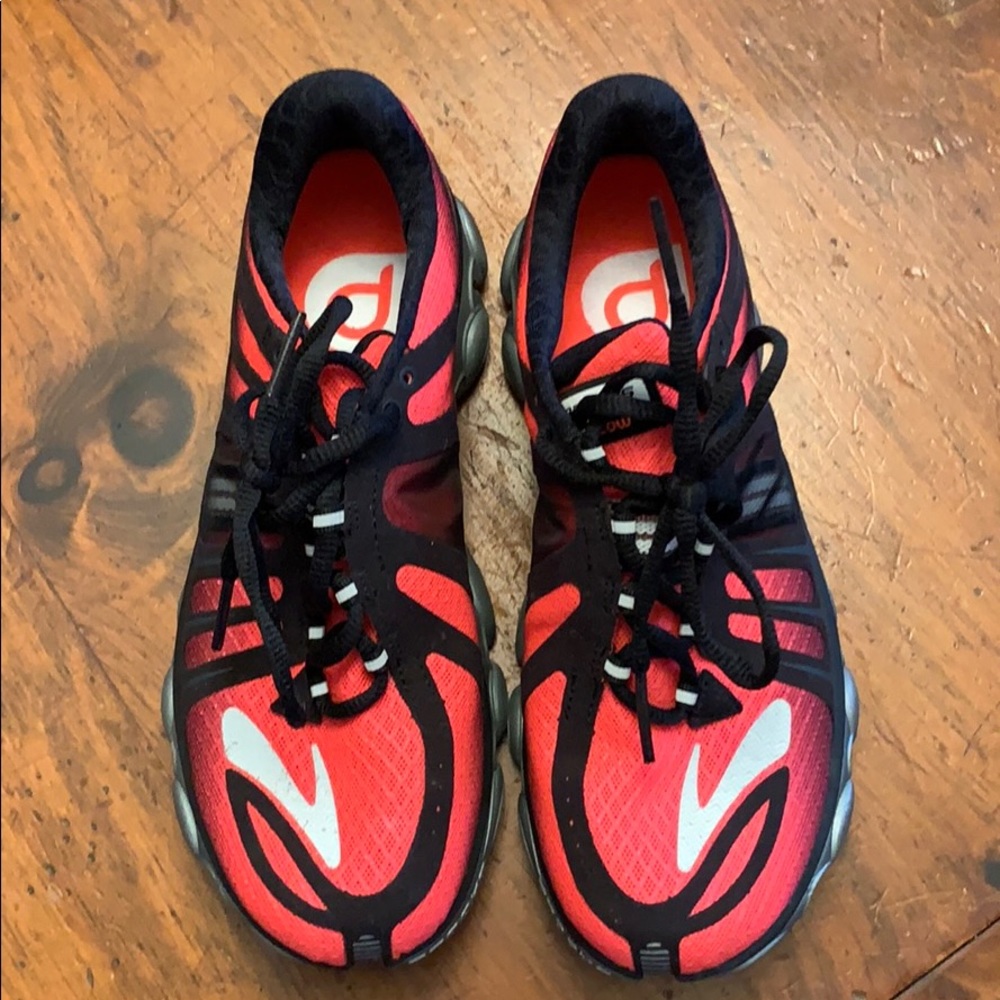 Brooks Pure Flow running shoes